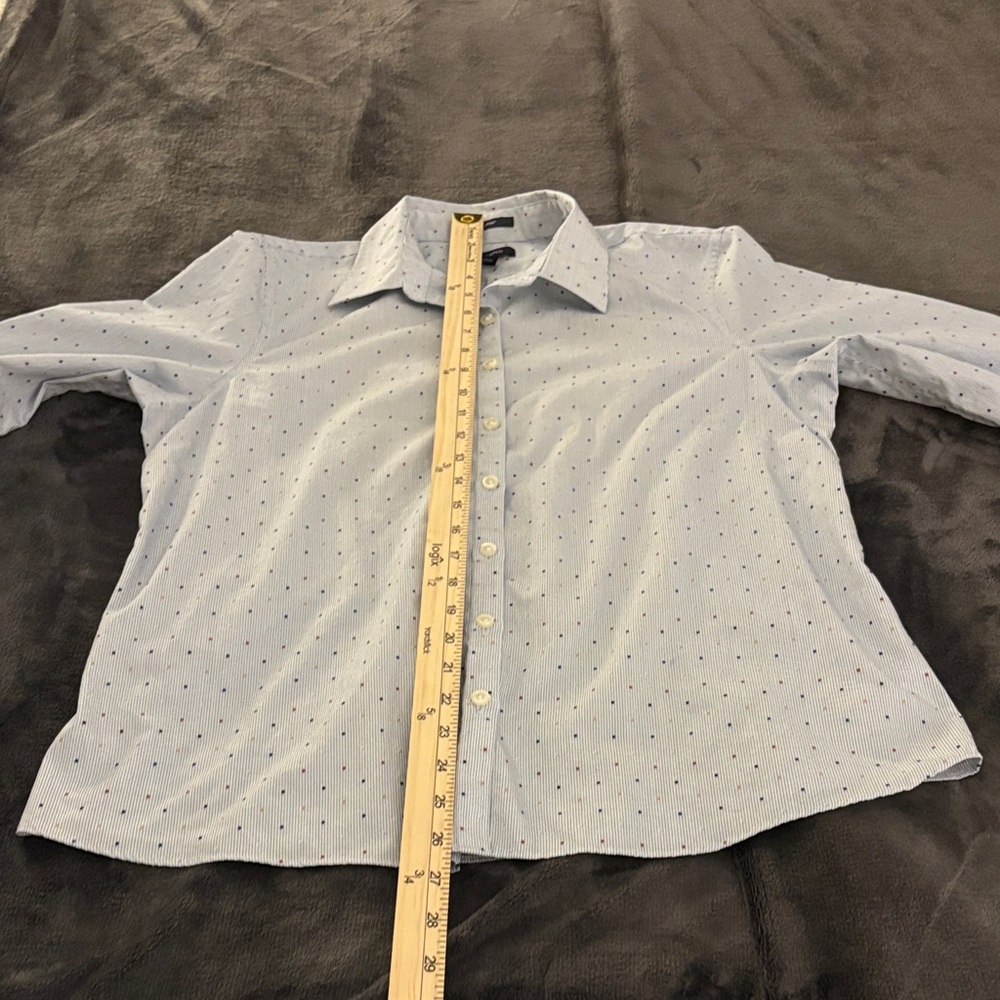 Lands' End Woman’s No Iron Supima Blue and Red Dot 3/4 Sleeve Career Shirt SZ 10 - Picture 6 of 8